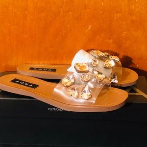 🤩🤩 BNWT Aqua Crystal Embellished Sandals🤩🤩